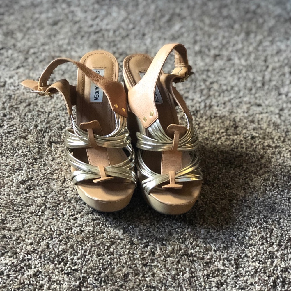 STEVE MADDEN TAMPAA WEDGE SANDALS